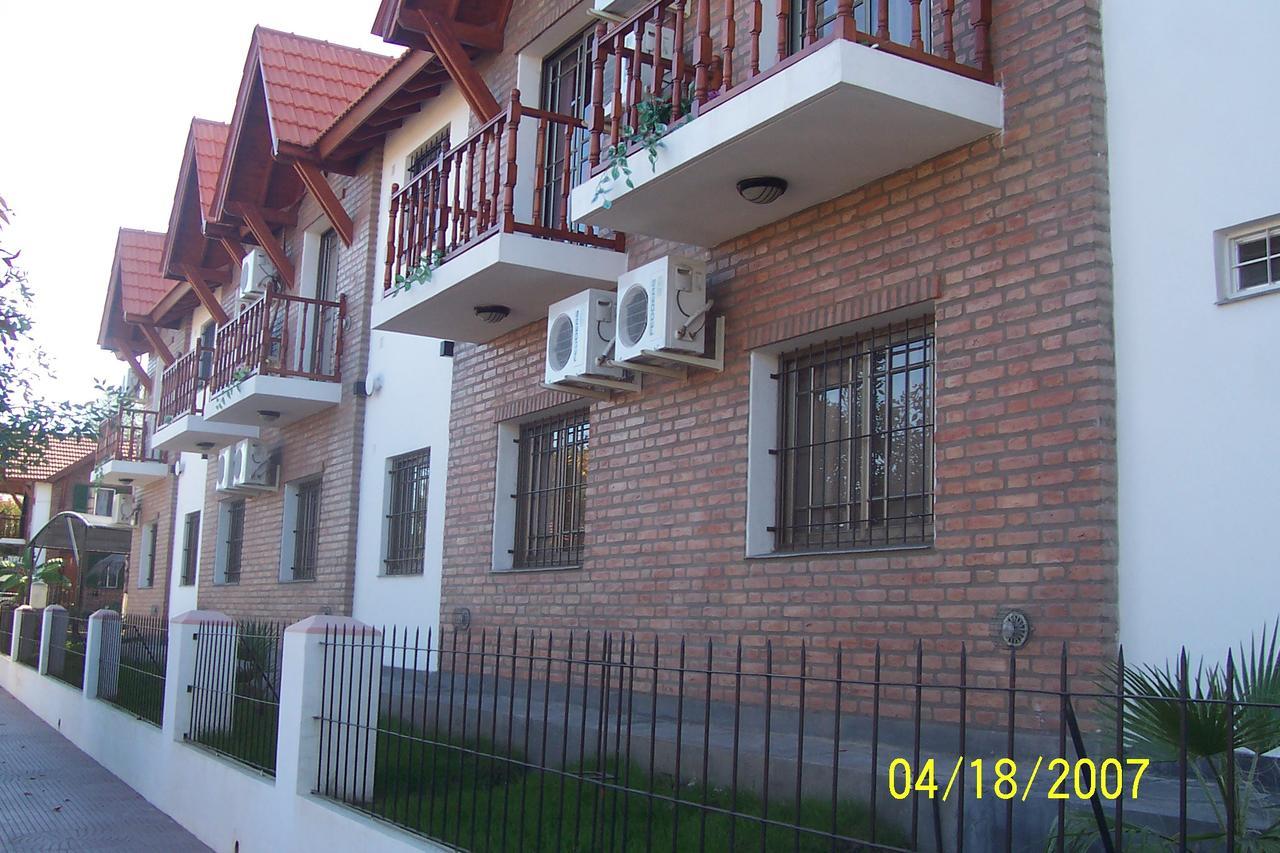 Apart Hotel Piscu Yaco Merlo Extérieur photo