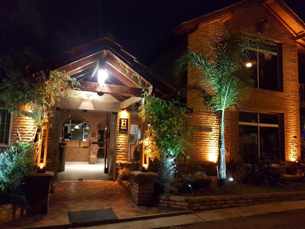 Apart Hotel Piscu Yaco Merlo Extérieur photo